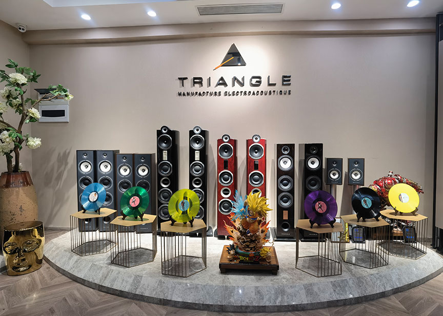 和邦裝飾為更好地服務(wù)客戶參加“聽黑膠·聽世界”音樂鑒賞會